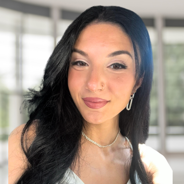 Staten Island Neuhaus Real Estate Agent Photo