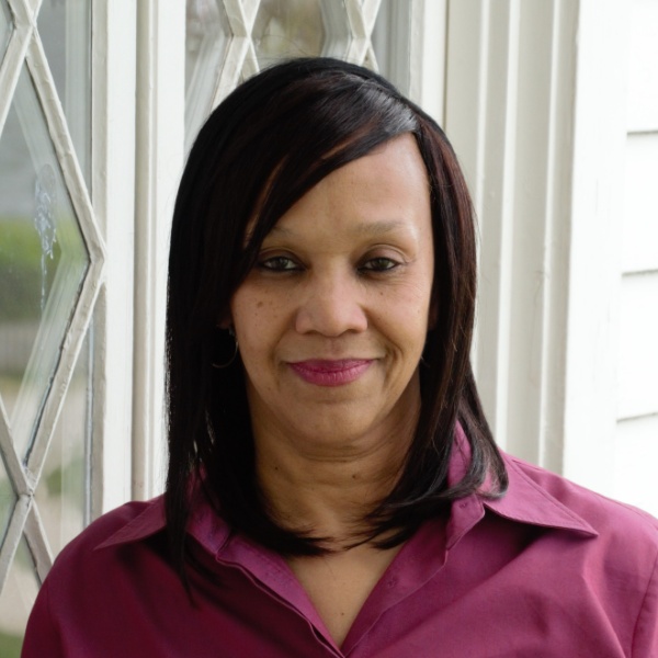 Staten Island Neuhaus Real Estate Agent Photo