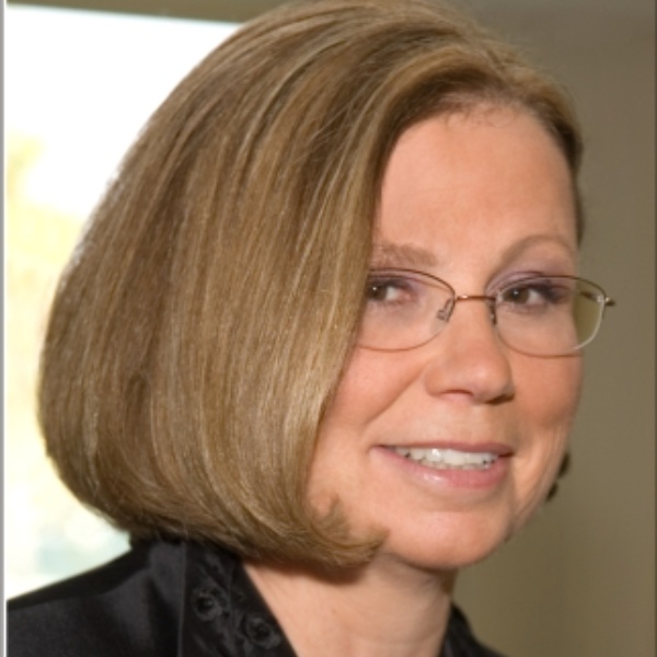 Staten Island Neuhaus Real Estate Agent Photo
