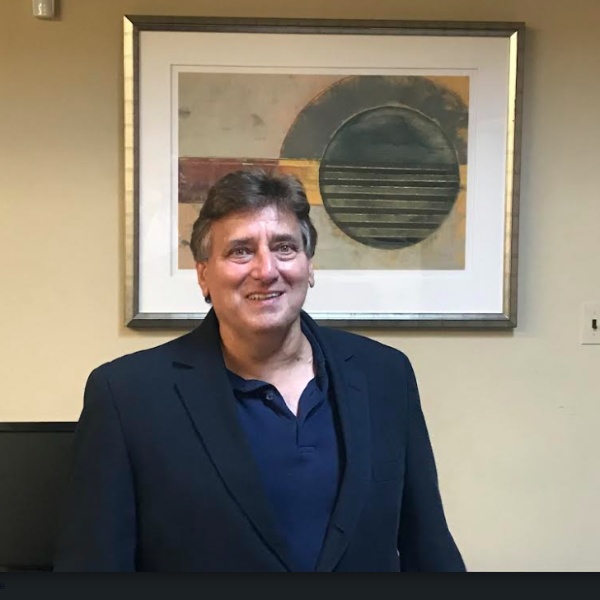 Staten Island Neuhaus Real Estate Agent Photo