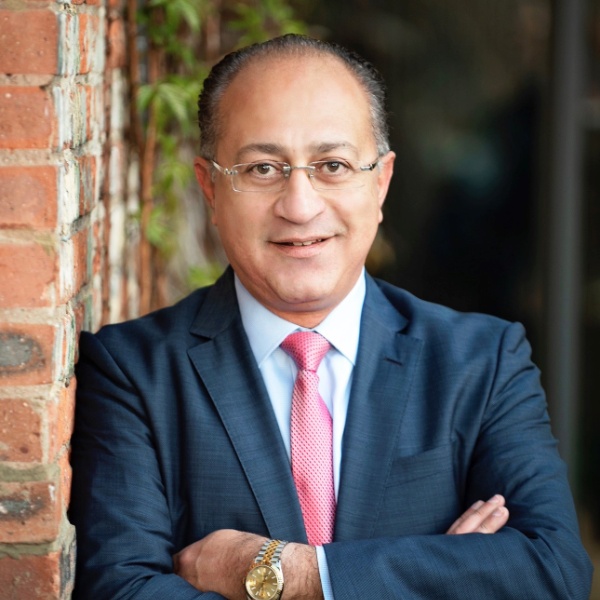 Staten Island Neuhaus Real Estate Agent Photo