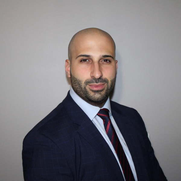 Staten Island Neuhaus Real Estate Agent Photo