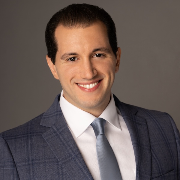 Staten Island Neuhaus Real Estate Agent Photo