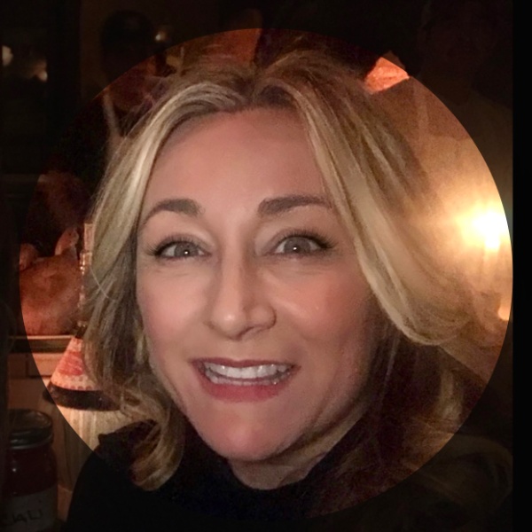 Staten Island Neuhaus Real Estate Agent Photo