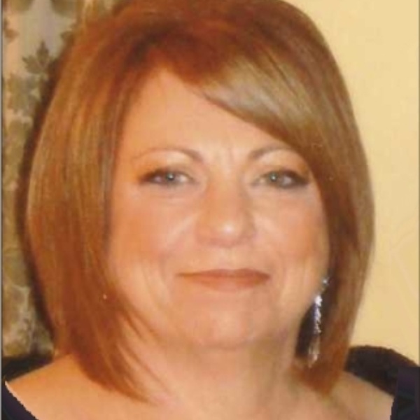 Staten Island Neuhaus Real Estate Agent Photo