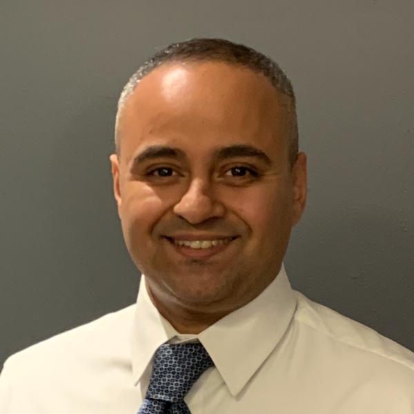 Staten Island Neuhaus Real Estate Agent Photo