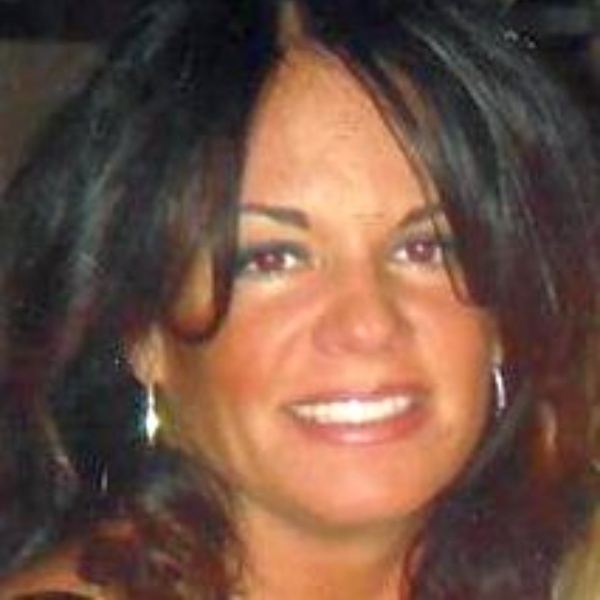 Staten Island Neuhaus Real Estate Agent Photo