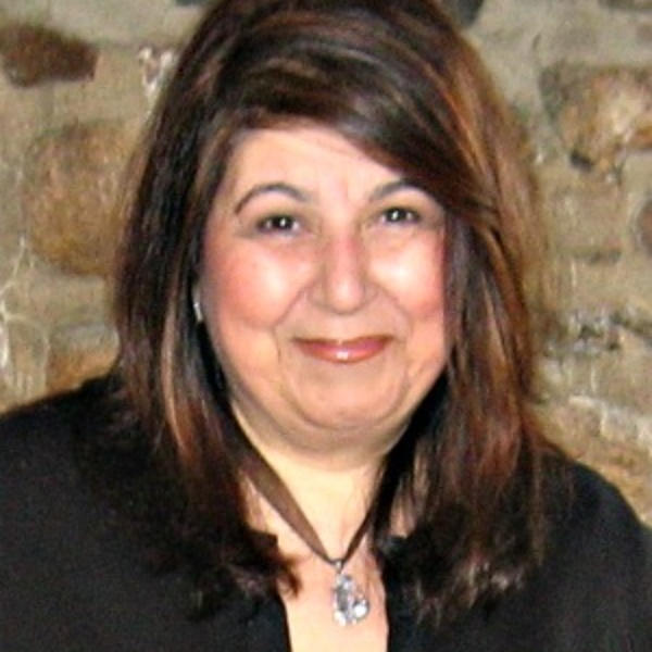 Staten Island Neuhaus Real Estate Agent Photo